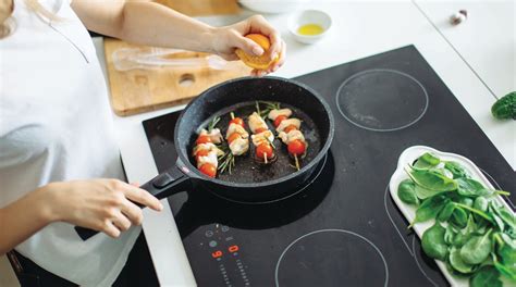 what pans to use on glass stove top